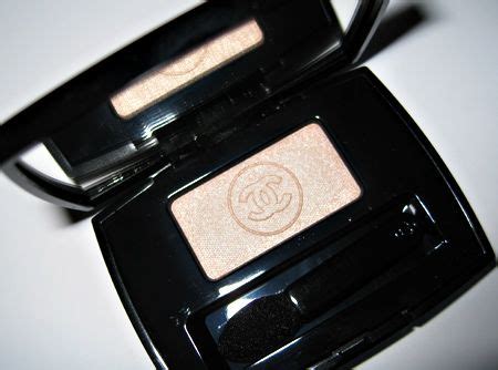 chanel lotus eyeshadow swatch|More.